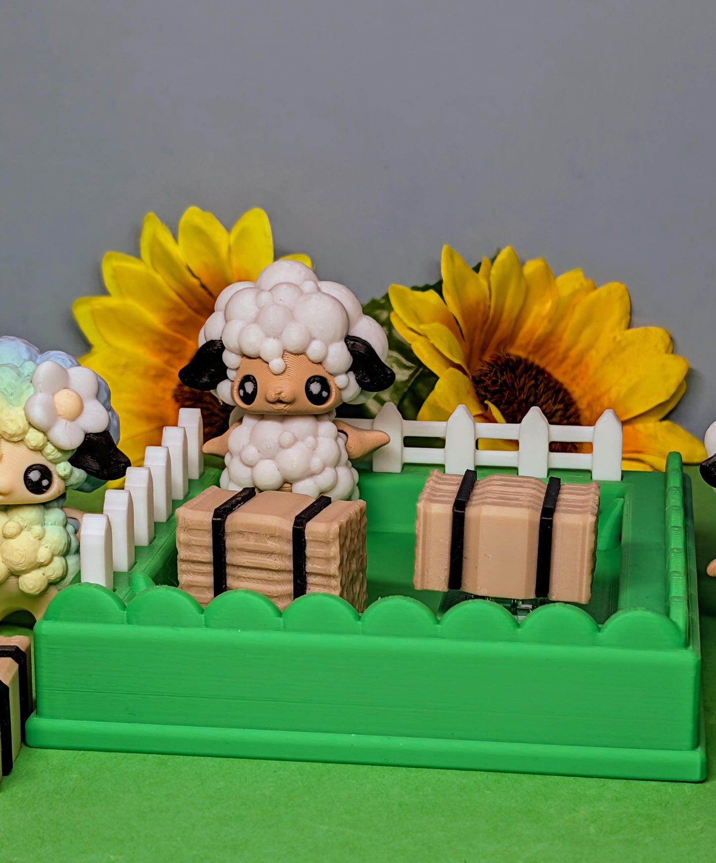 3D Printed Sheep Farm Catchall Tray Set – Includes Keyboard Clicker & 2 Adorable Sheep!