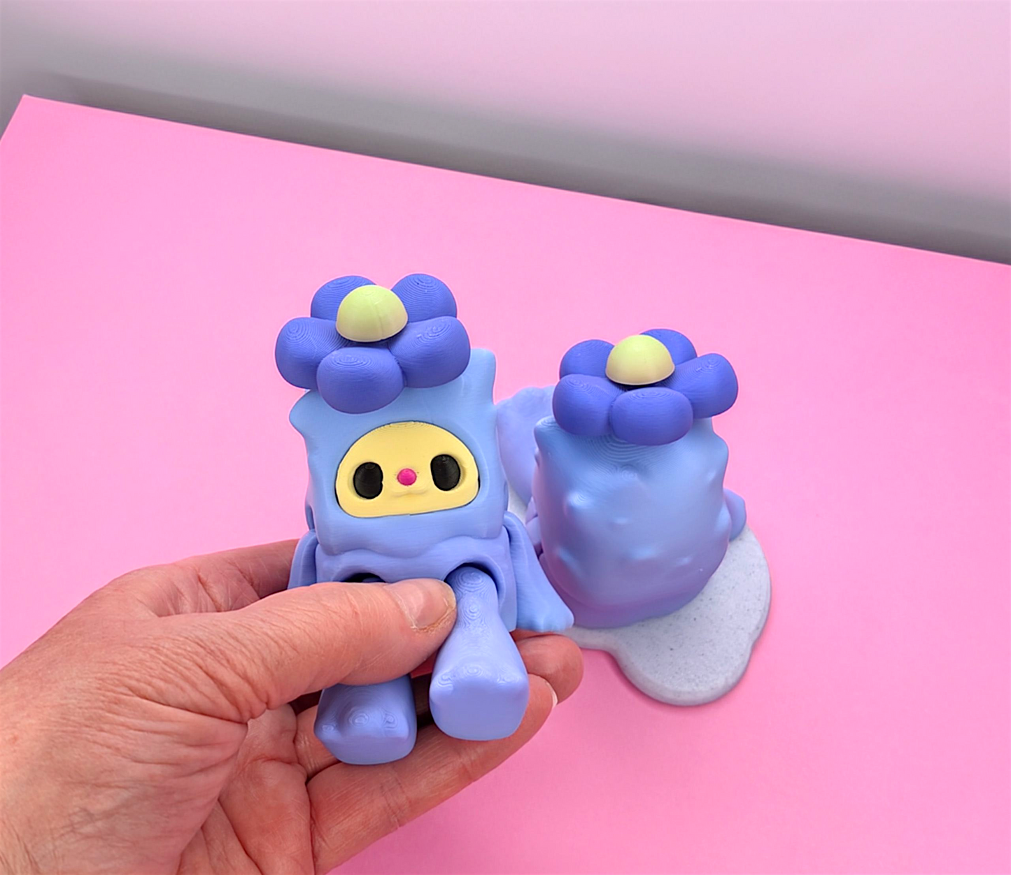 Woobu Blossom Small (Blueberry Bubblegum)