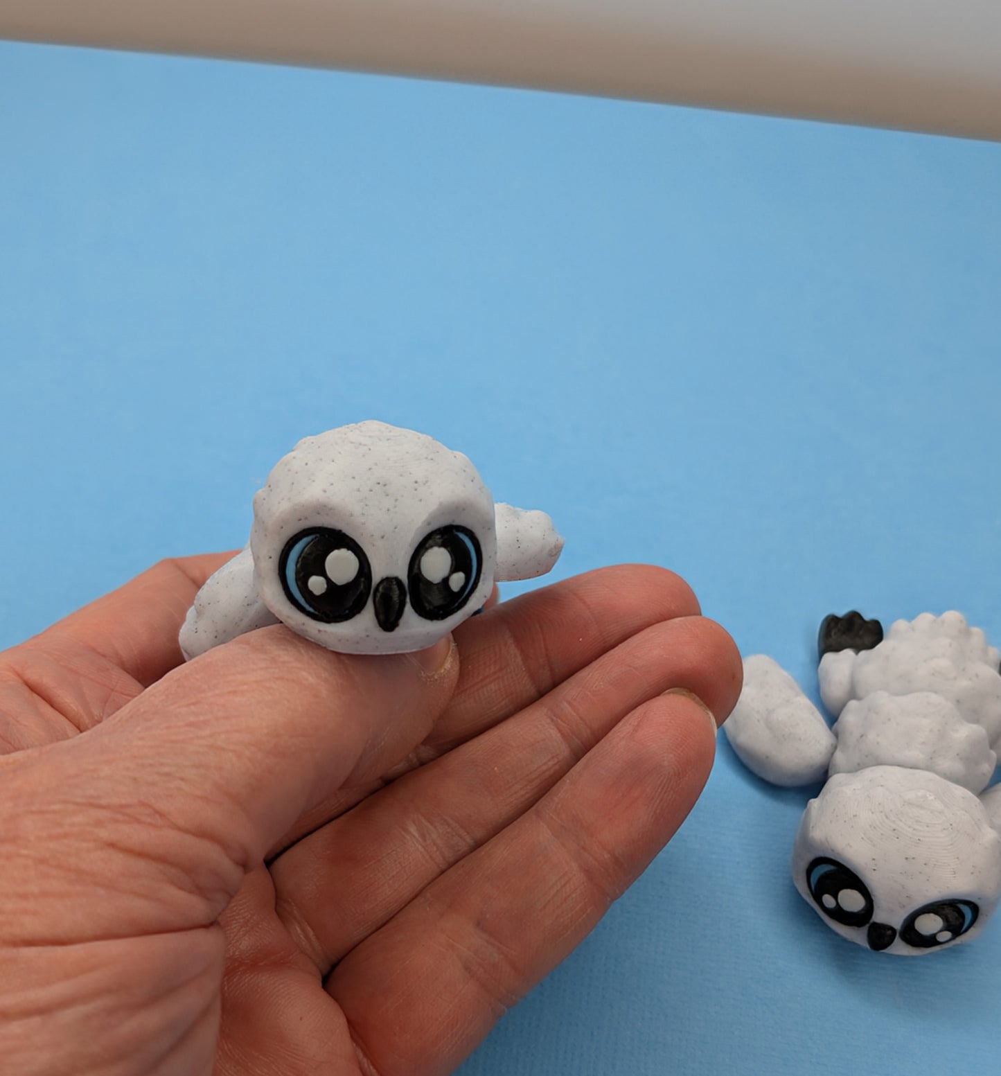 Bright Eyed Owl (Stone Grey)