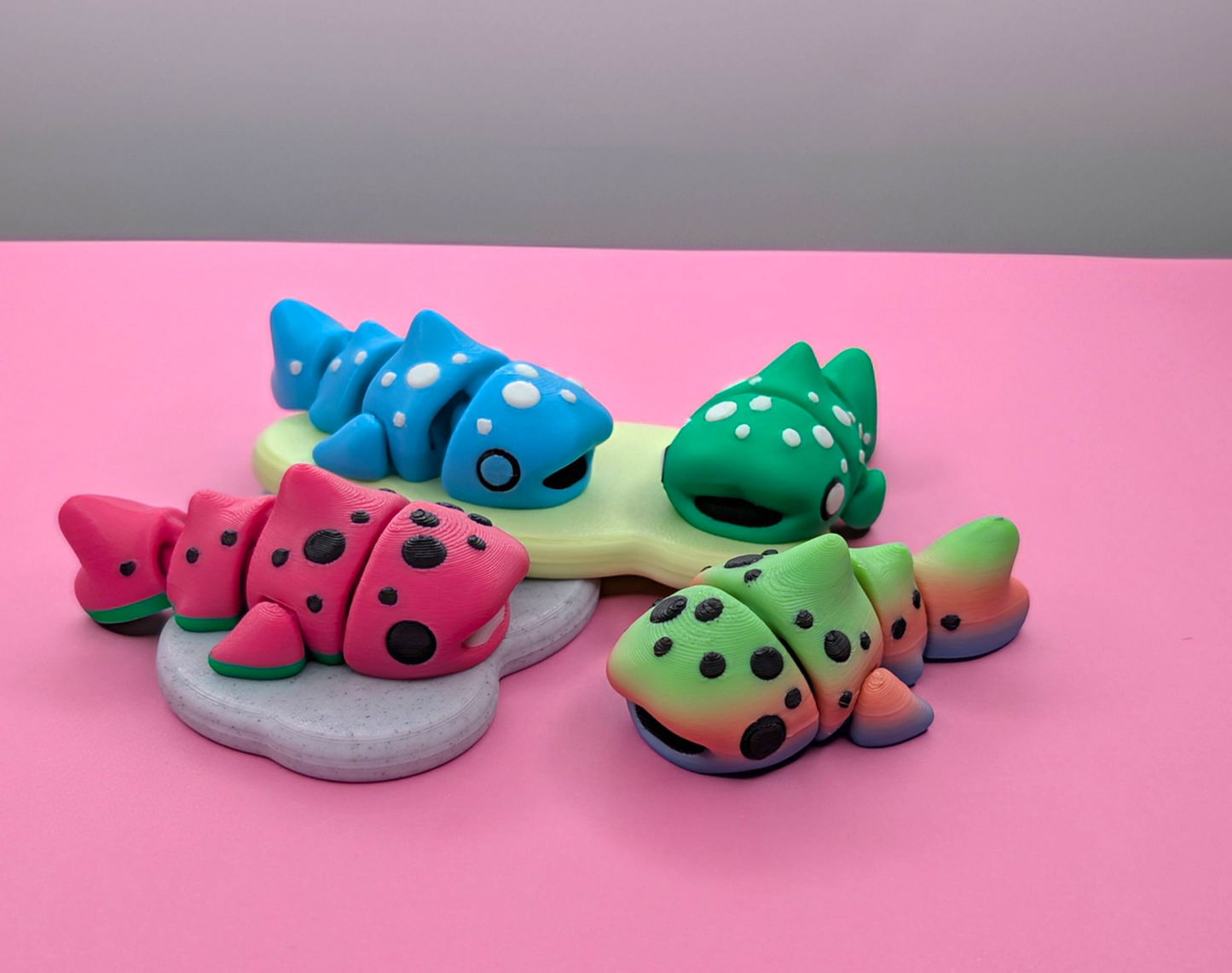 Little Whale Shark – 7cm Long – 4 Fun Color Options