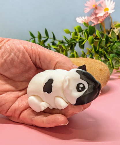 
3D printed black and white guinea pig