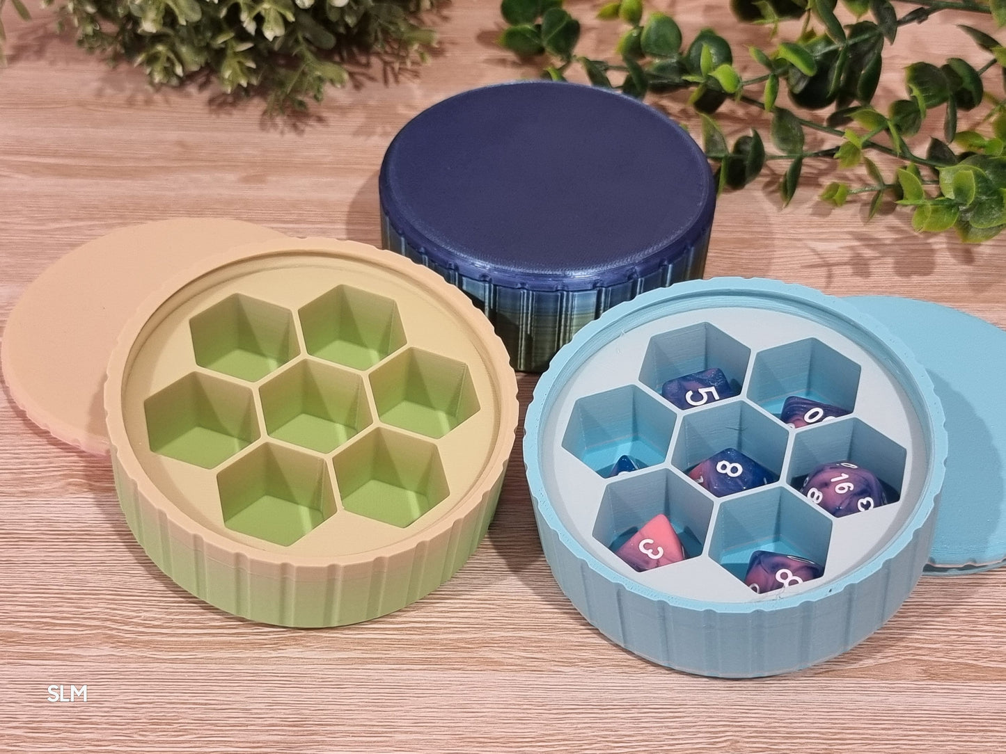3D Printed Dice Containers, screw lids DnD  table top gaming